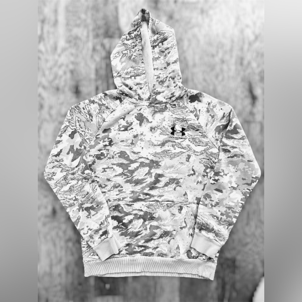 Under Armour Digital Camo Hoodie - White and Gray , great camping , hiking  etc